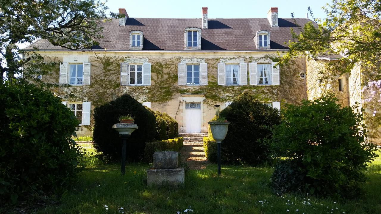 Manoir De Vilaines Varennes  Exterior photo